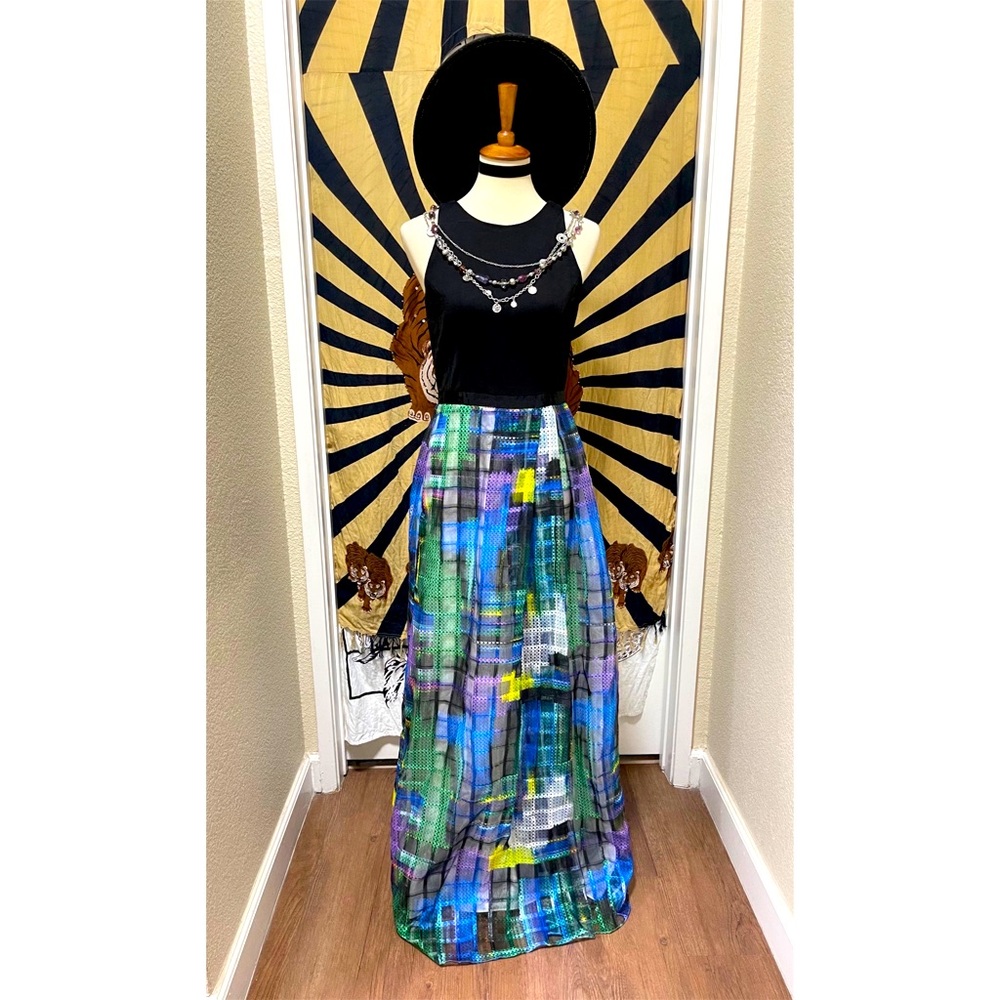 🌈 Gorgeous contemporary color art dress